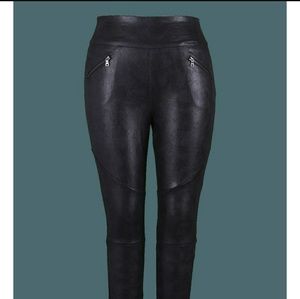 ✨Host Pick✨Melissa McCarthy Faux Leather Leggings